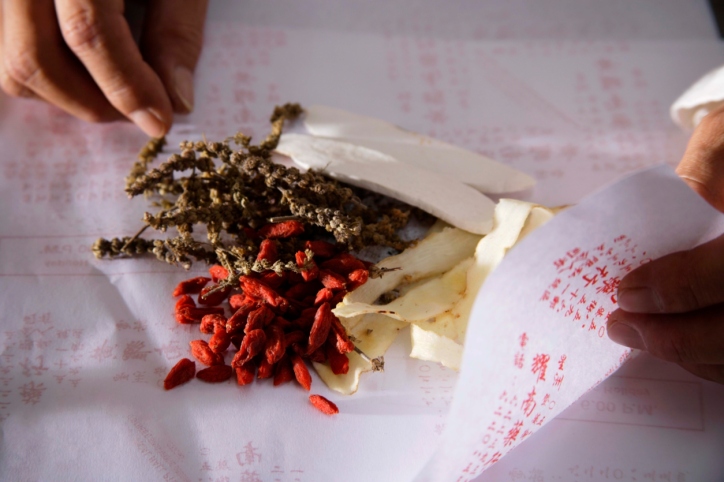 study-can-chinese-medicine-treat-cancer-naturaltherapypages-au