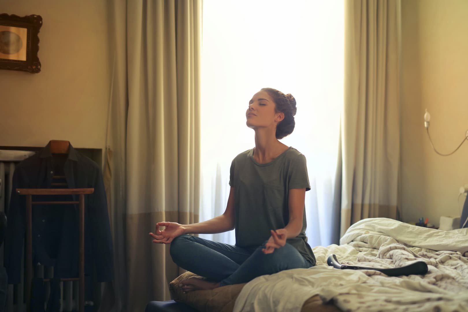 Should I Meditate With or Without Music?