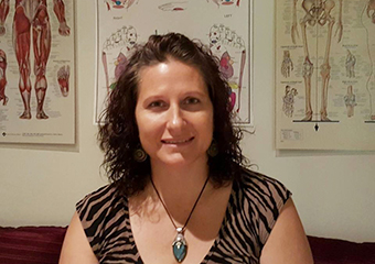 Liz Thomas therapist on Natural Therapy Pages
