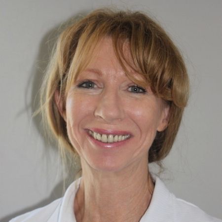 Leanne Hutchinson therapist on Natural Therapy Pages