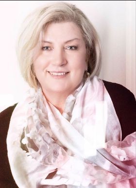 Leanne McPherson therapist on Natural Therapy Pages