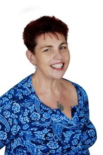 Lynda therapist on Natural Therapy Pages