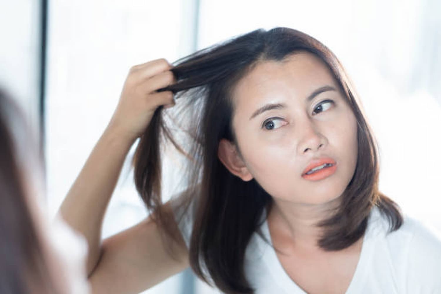 Natural Treatments For Thinning Hair What Causes Hair Thinning And What Natural Remedies