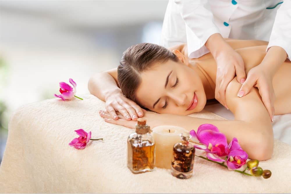 Aromatherapy massage as palliative care